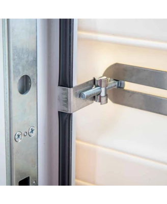 Floodshield : le batardeau de porte qui se clipse en 2 minutes, sans outil