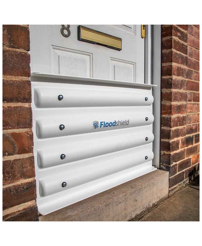 Floodshield : le batardeau de porte qui se clipse en 2 minutes, sans outil