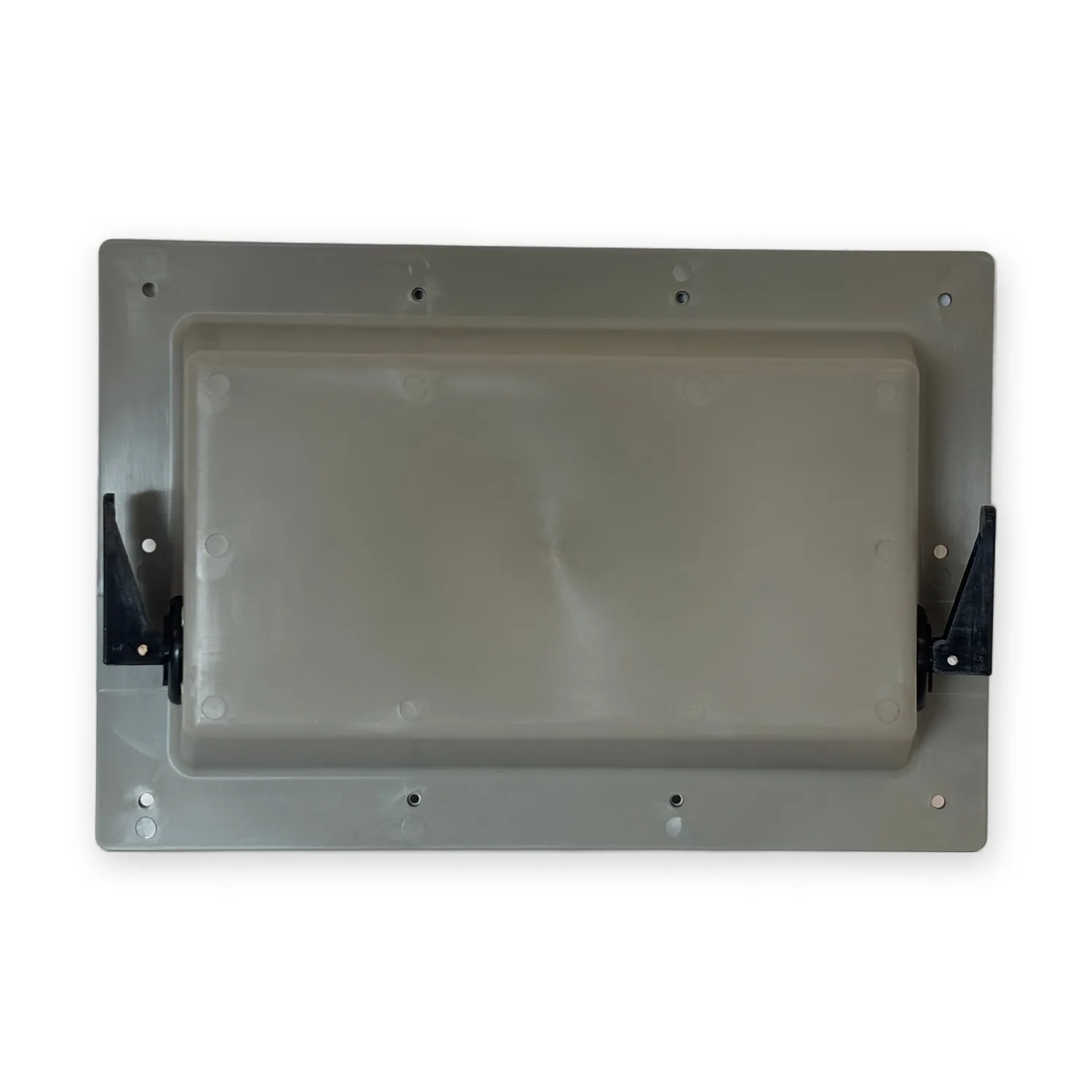 Ventguard : la plaque qui rend une grille d'aération étanche en 30 secondes